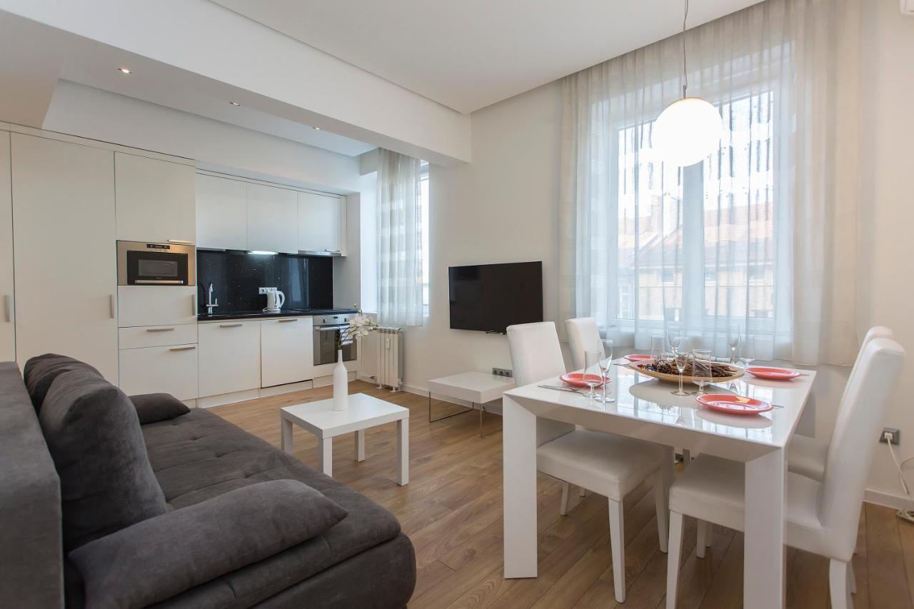 Modern Apartment In The City Center Sofie Exteriér fotografie